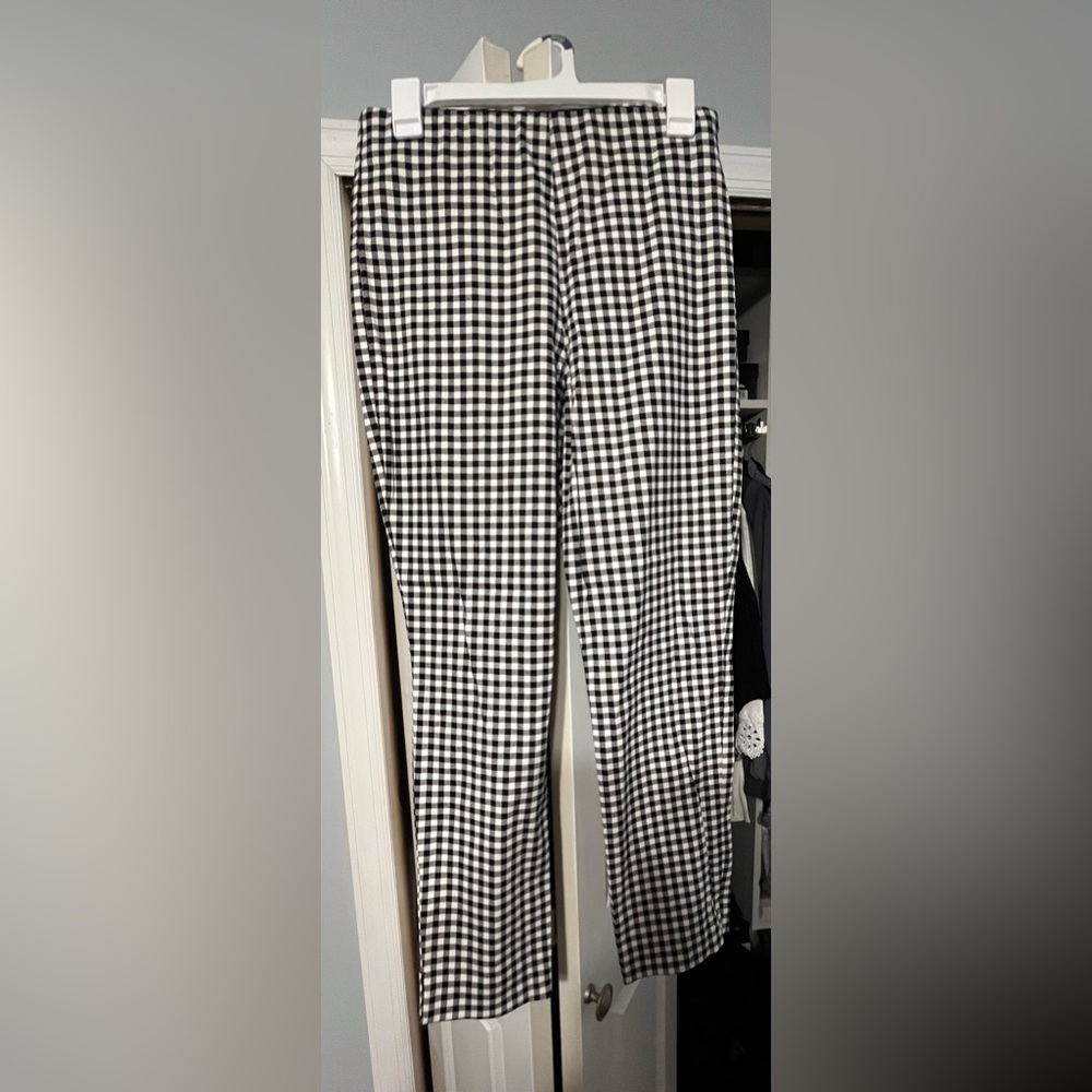 Black and White Cropped Ankle Pants